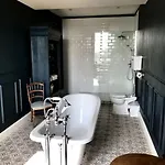 Le Mas, Maison De Maitre, Cognac * Verrieres (Charente)