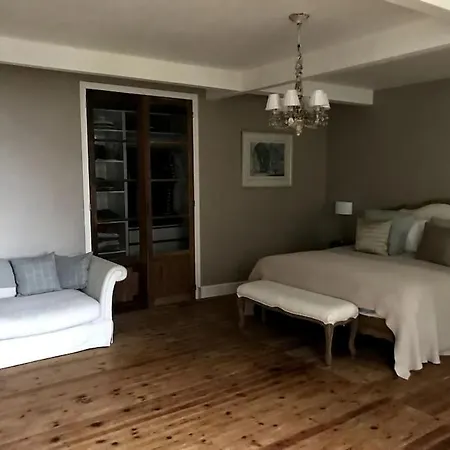 Maison Le Mas, Verrieres, Cognac *
